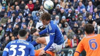 2026年02月15日 意甲-法乔利、基恩破门莫拉塔染红 十人科莫1-2佛罗伦萨